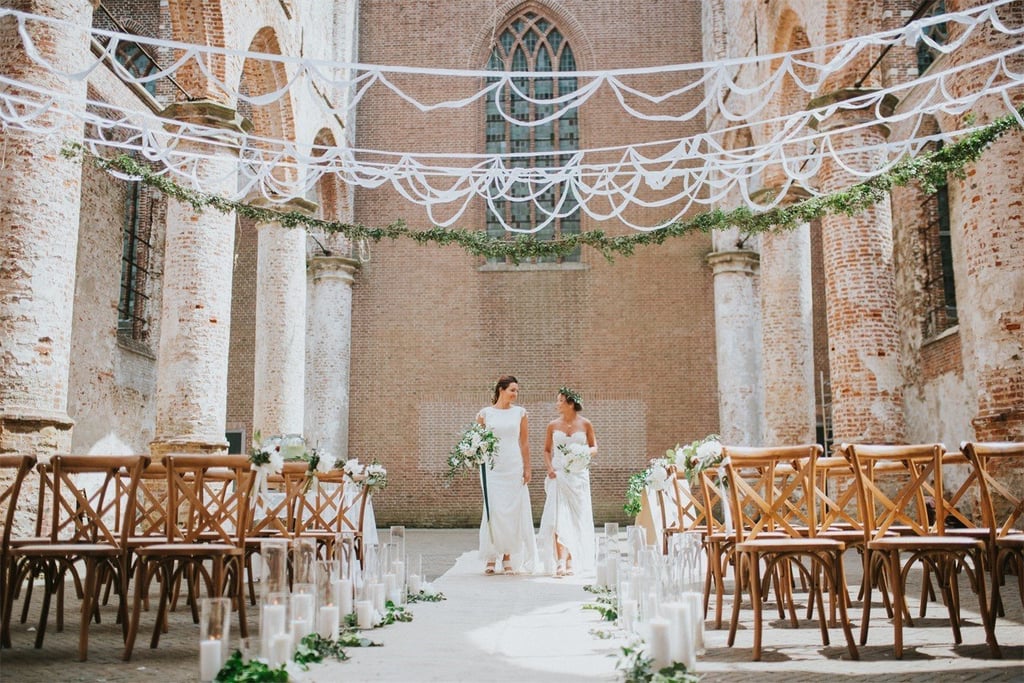 Ceremonie in ruïne